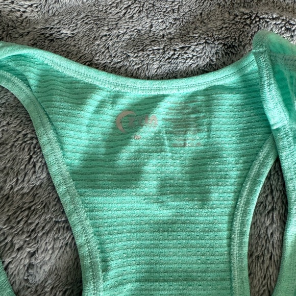 Zyia action wear top. Turquoise copper charged tank - Picture 3 of 5